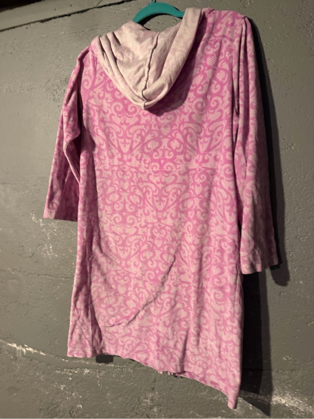 Plush Hooded Pink Patterned Fleece Robe - Picture 6 of 6